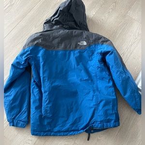 North Face Boys Hyvent Winter Jacket, XL